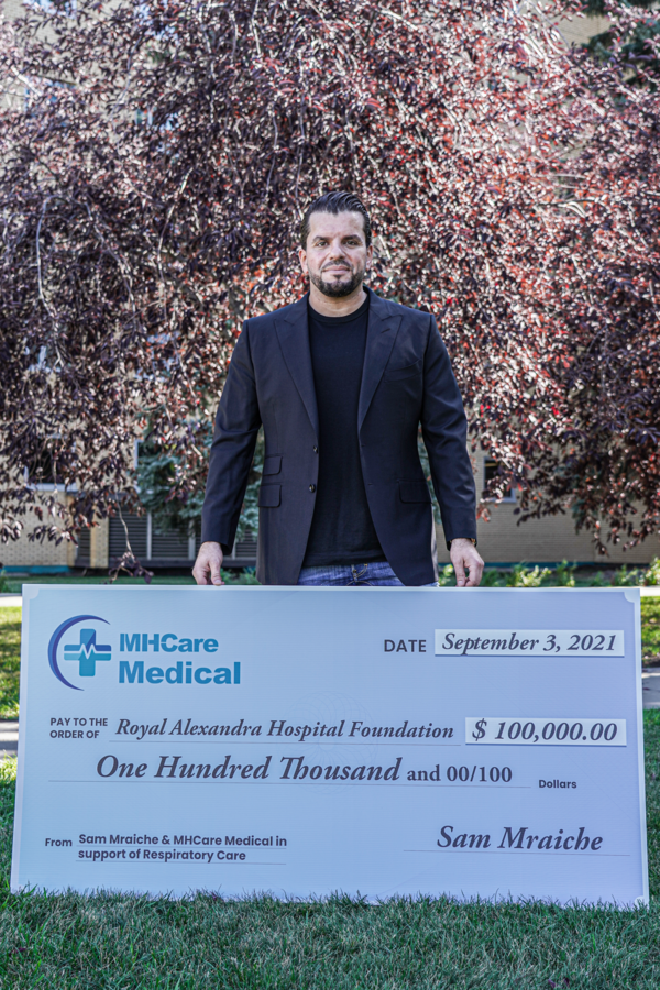 Foundation staff welcomed Sam Mraiche and team for a cheque ceremony in honour of his generous donation in support of Royal Alexandra Hospital